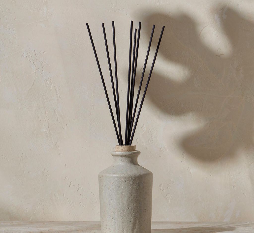 Fig Leaf Reed Diffuser · 200 ml - angle